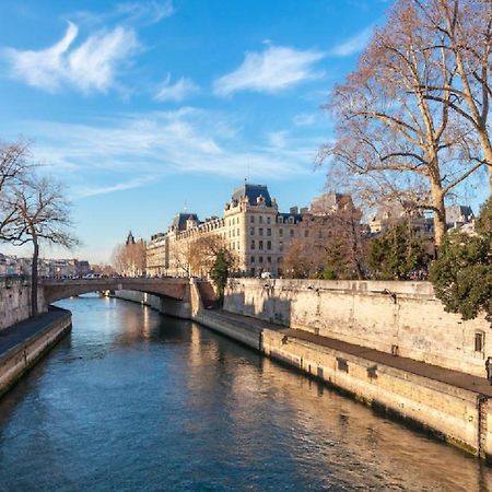Geranimus Morland : Hearth Of Paris Apartment Bagian luar foto